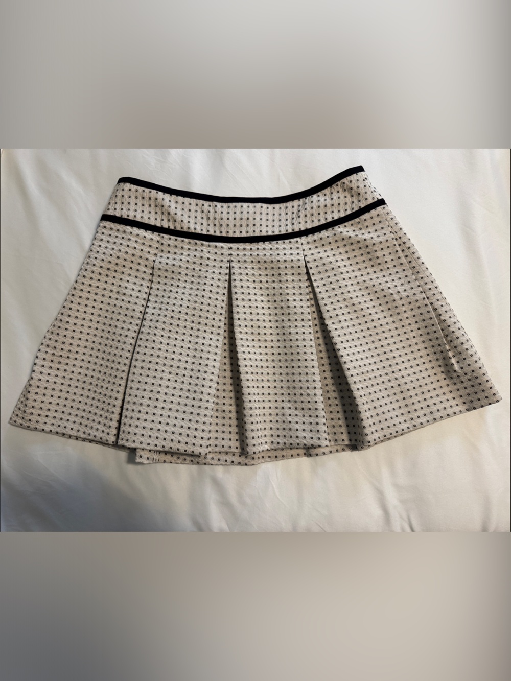 Nanette Lepore Classic Ivory Pleated Skirt with Black Trim